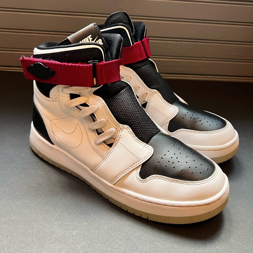 Nike Women's Black and White High-Top Sneakers